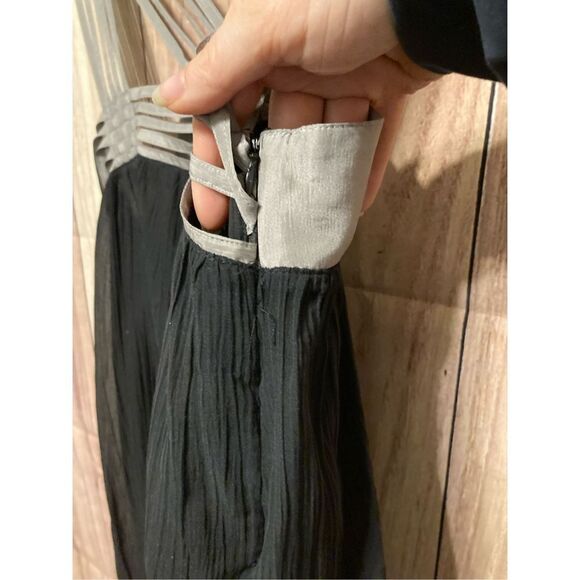 Interlúd Medium silver black tank top NWT 30% Silk - Picture 2 of 11